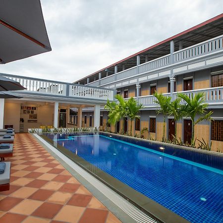 Botoum Hostel Siem Reap Extérieur photo