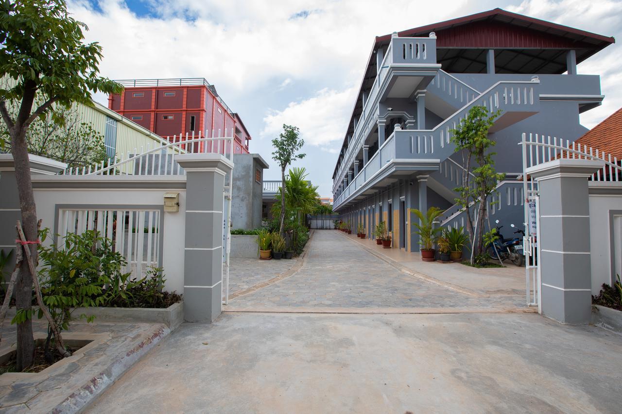 Botoum Hostel Siem Reap Extérieur photo