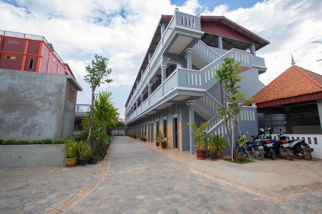 Botoum Hostel Siem Reap Extérieur photo